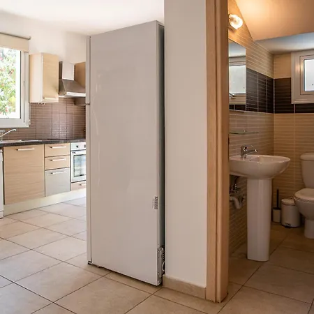 Ekaterina Heights 3 Bdrm Villa Protaras