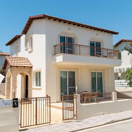 فيلة Ekaterina Heights 3 Bdrm *
