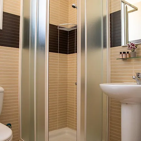 فيلة Ekaterina Heights 3 Bdrm *
