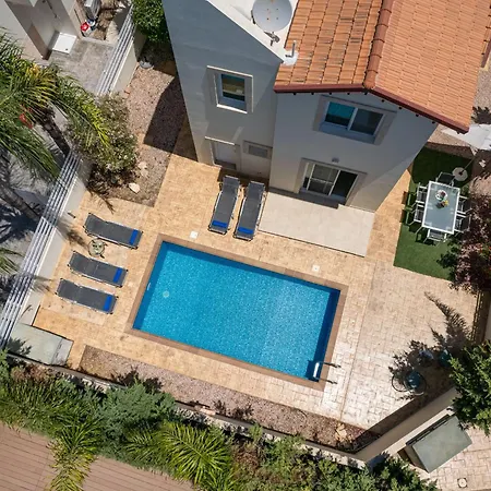 Villa Ekaterina Heights 3 Bdrm