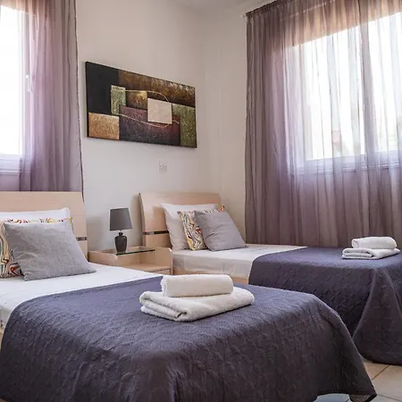 Ekaterina Heights 3 Bdrm * Protaras